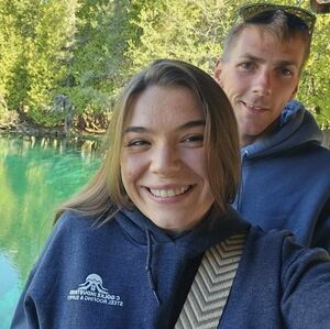 Meet your Posher, Talia